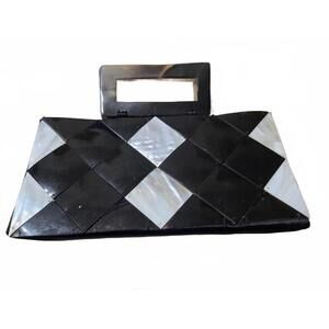 Black and White Geometric Pattern Handbag with Rectangular Handle